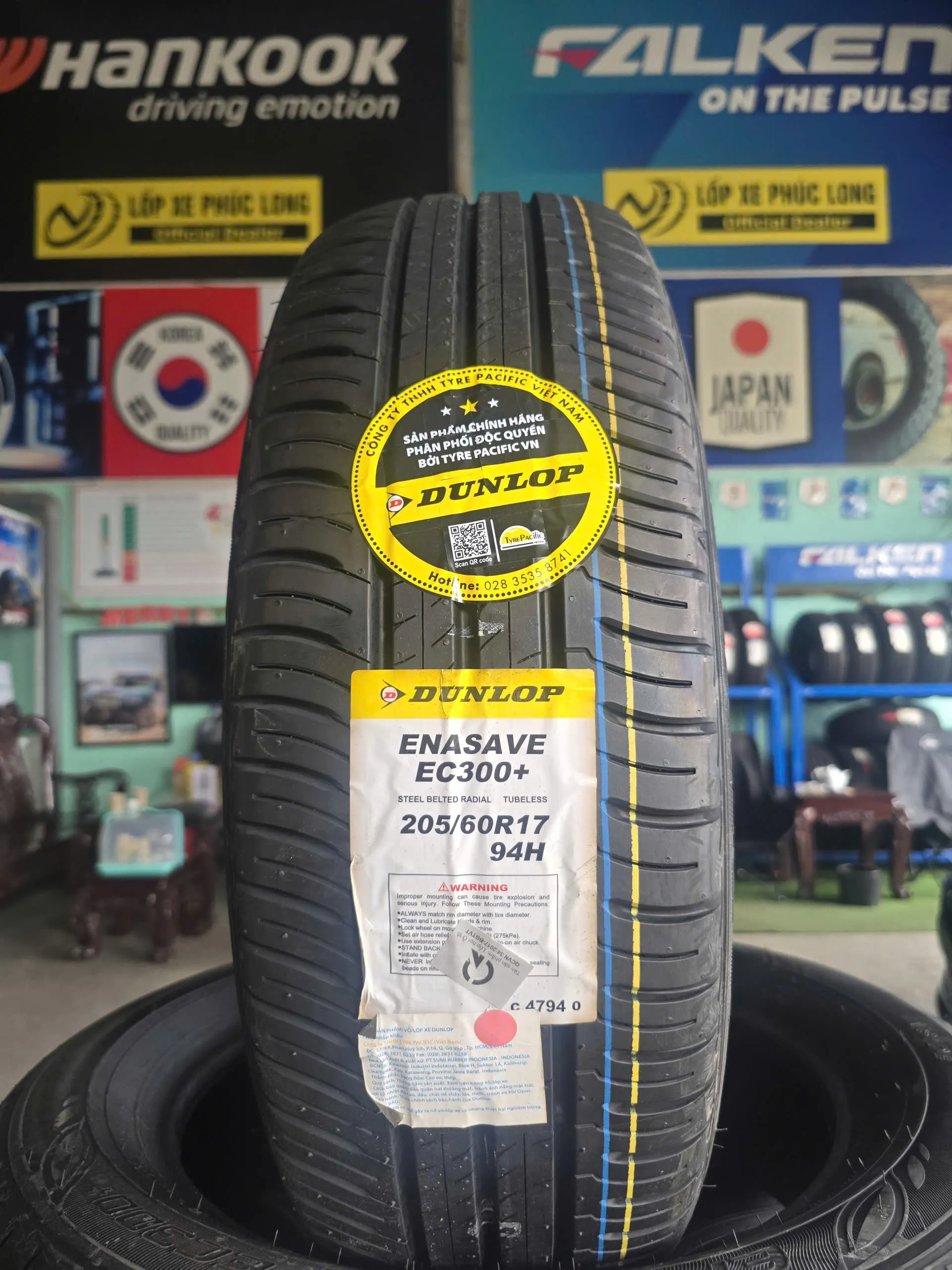 Lốp Dunlop Enasave EC300 205/60R17 94H