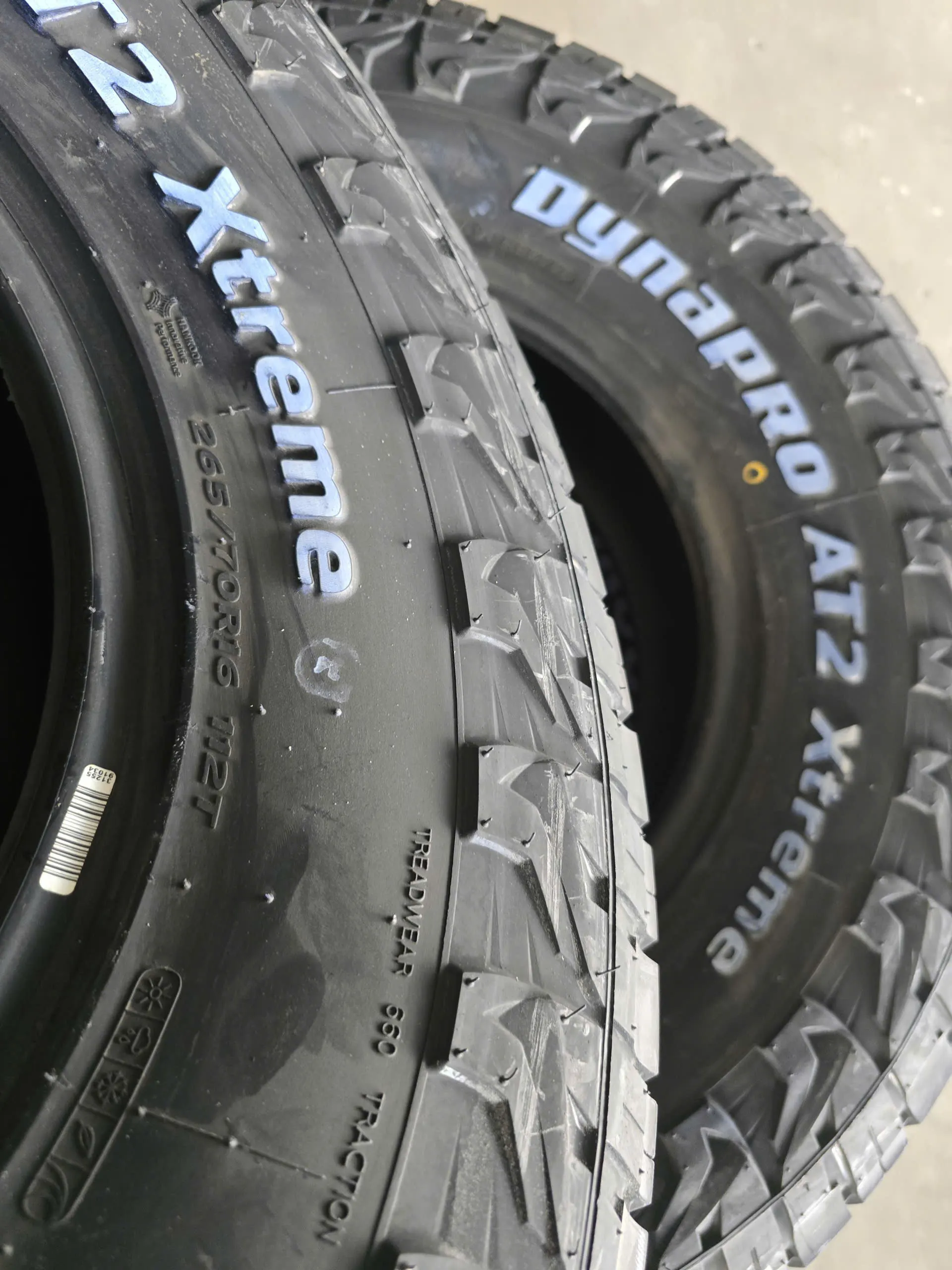 Alternative view of Lốp địa hình Hankook Dynapro RF12 265/70R17 115T