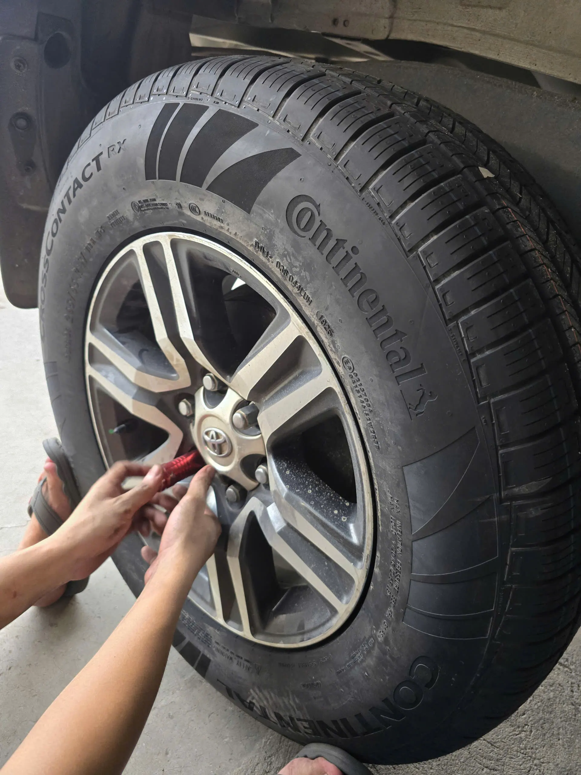 Lốp Continental CrossContact RX 265/65R17 112H FR