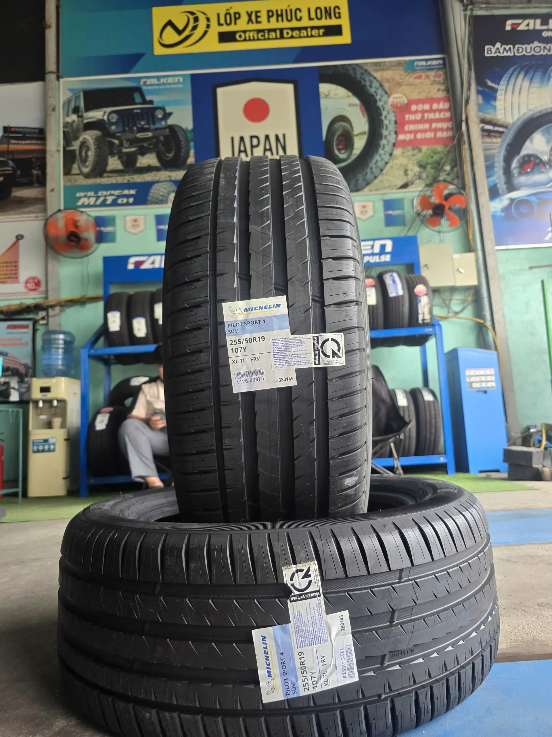 Lốp Michelin Pilot Sport 4 SUV 255/50R19