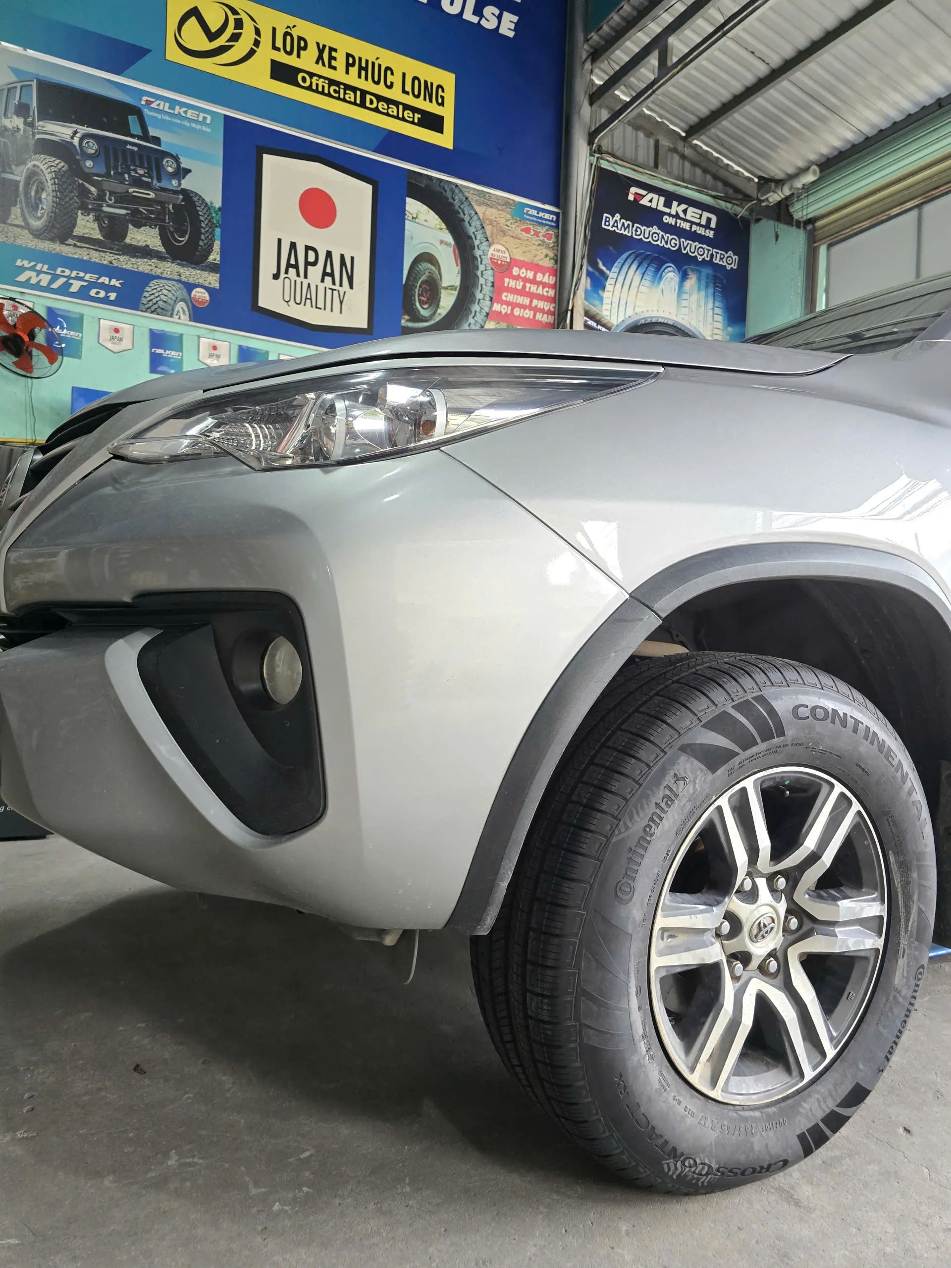 Lốp Continental CrossContact RX 265/65R17 112H FR