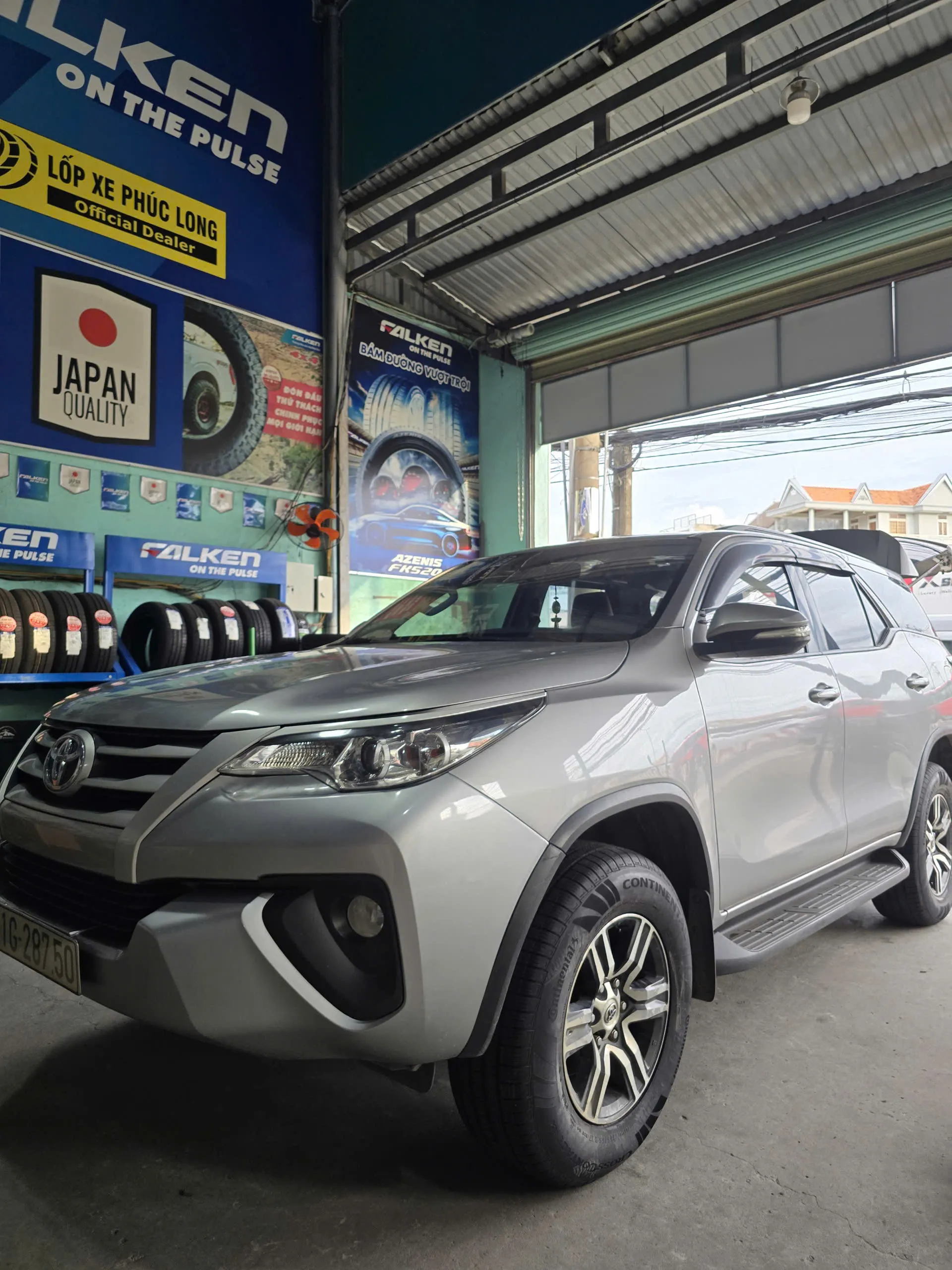 Lốp Continental CrossContact RX 265/65R17 112H FR