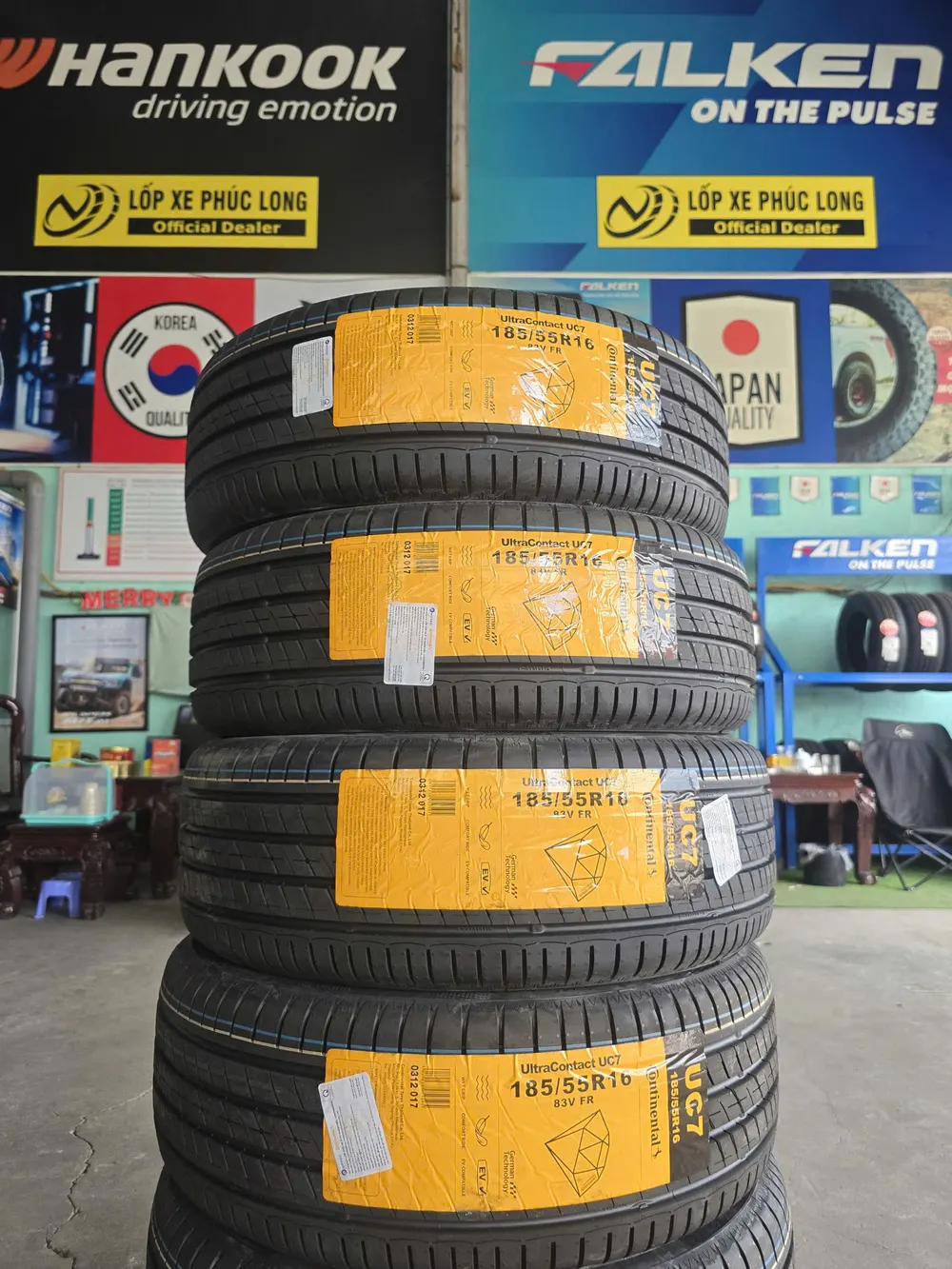 Lốp Continental UltraContact UC7 185/55R16 83V
