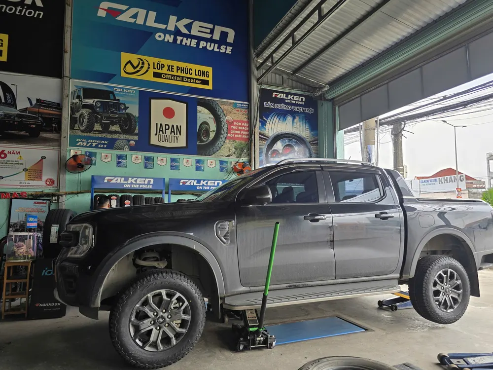 Lốp Falken Wildpeak A/T Trail 255/65R18 111H
