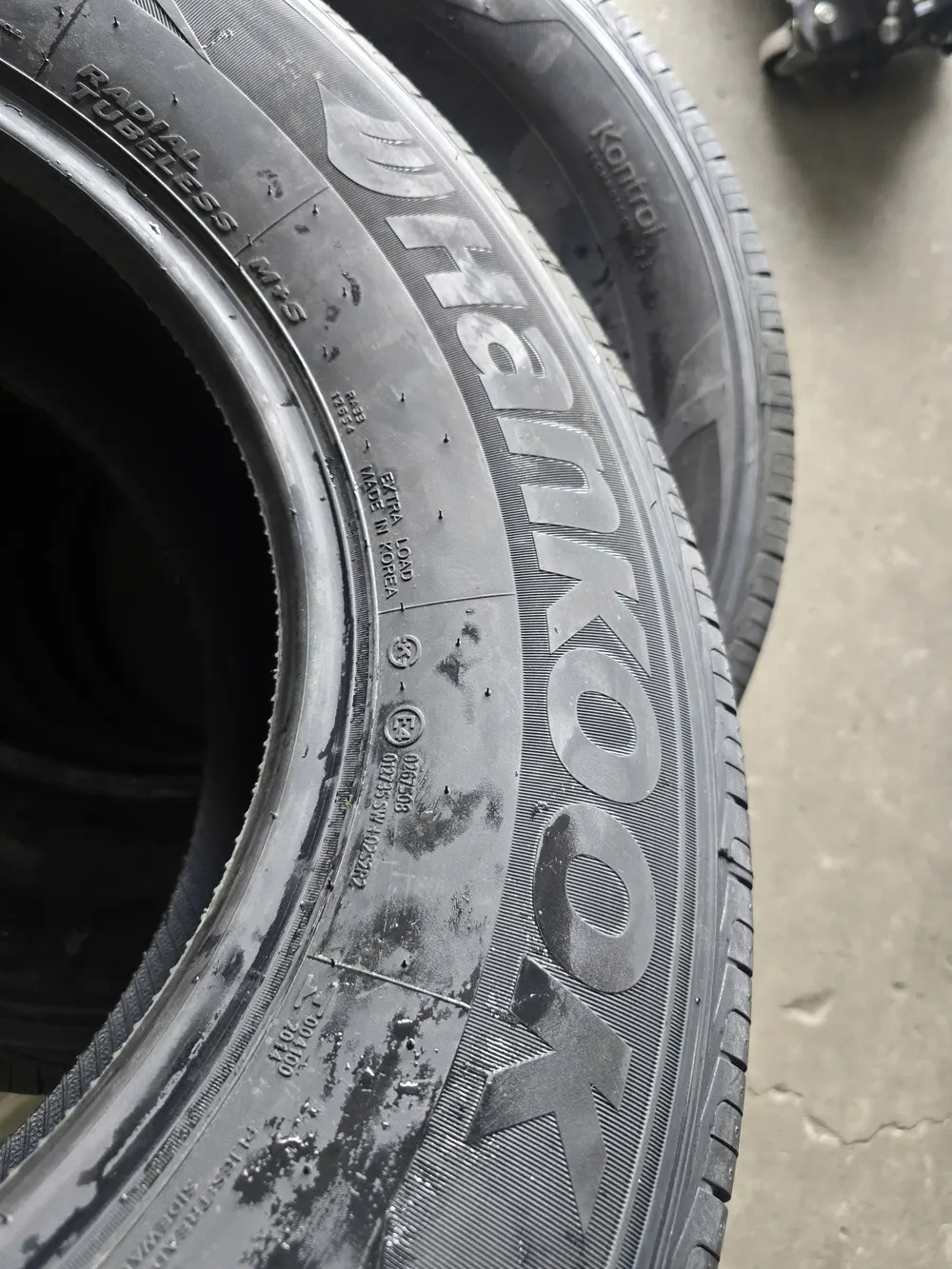 Alternative view of Lốp Hankook Dynapro HP2 245/70R16 RA33
