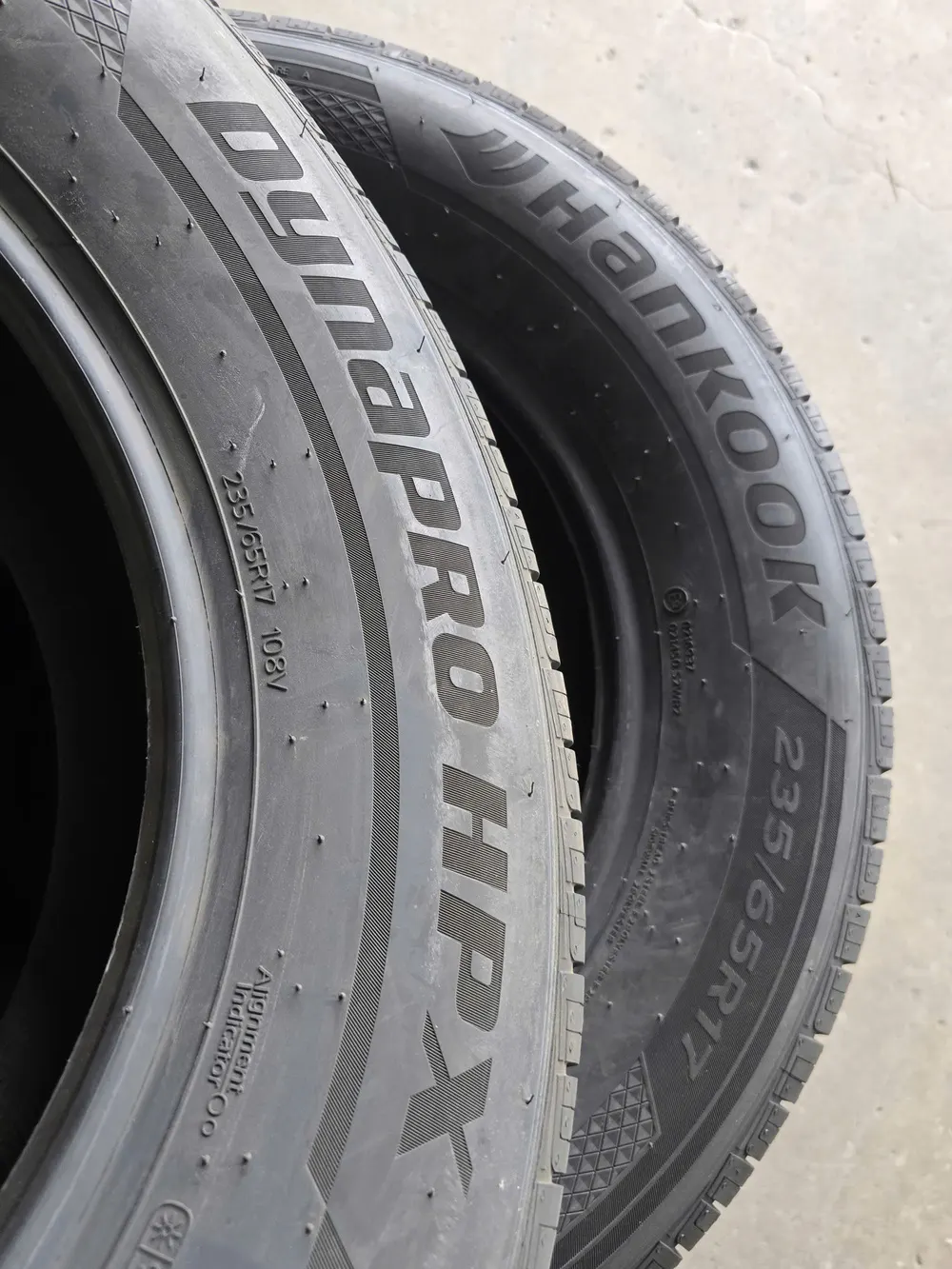Lốp Hankook Dynapro HPX 235/65R17 108V