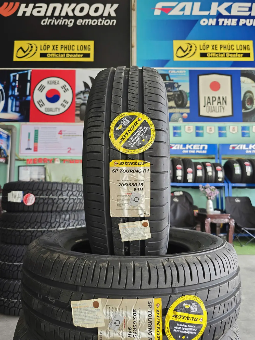 Lốp Dunlop SP Touring R1 205/65R15