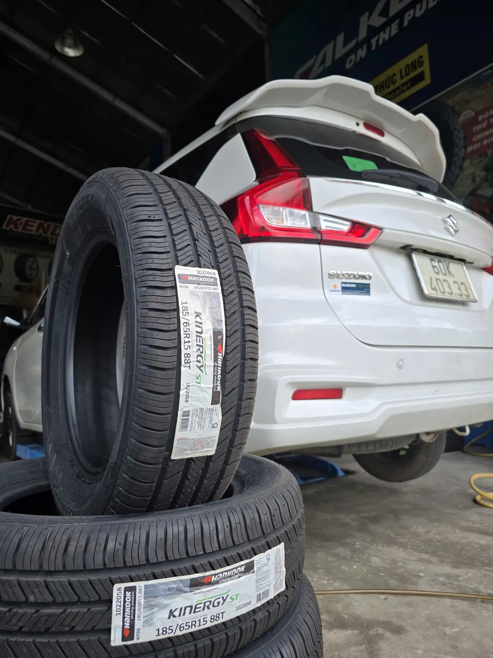 lop-hankook-kinergy-st-185-65r15-h735-88t-chinh-hang