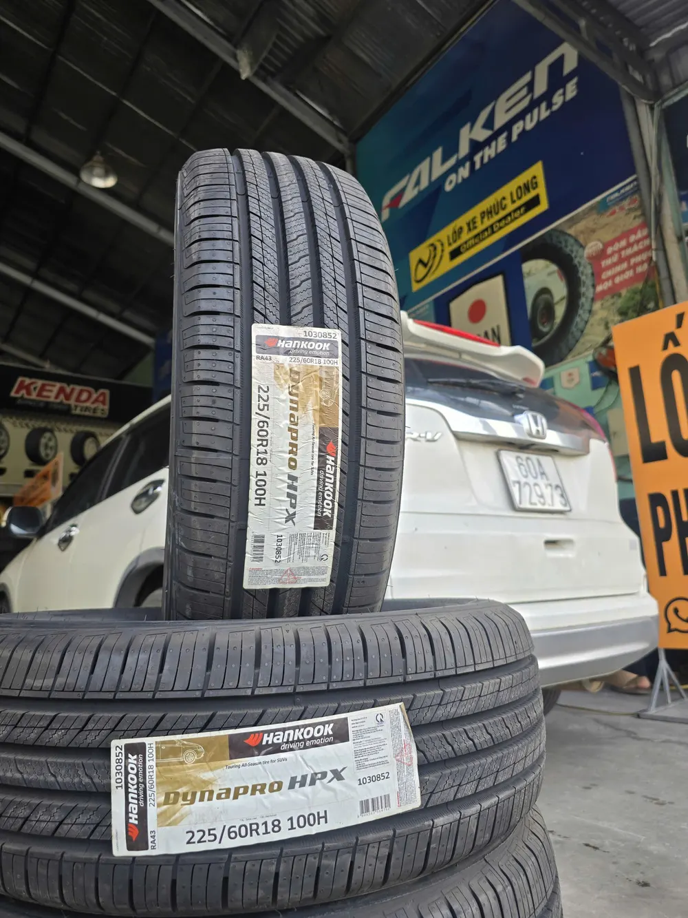 Lốp Hankook Dynapro HPX 225/60R18