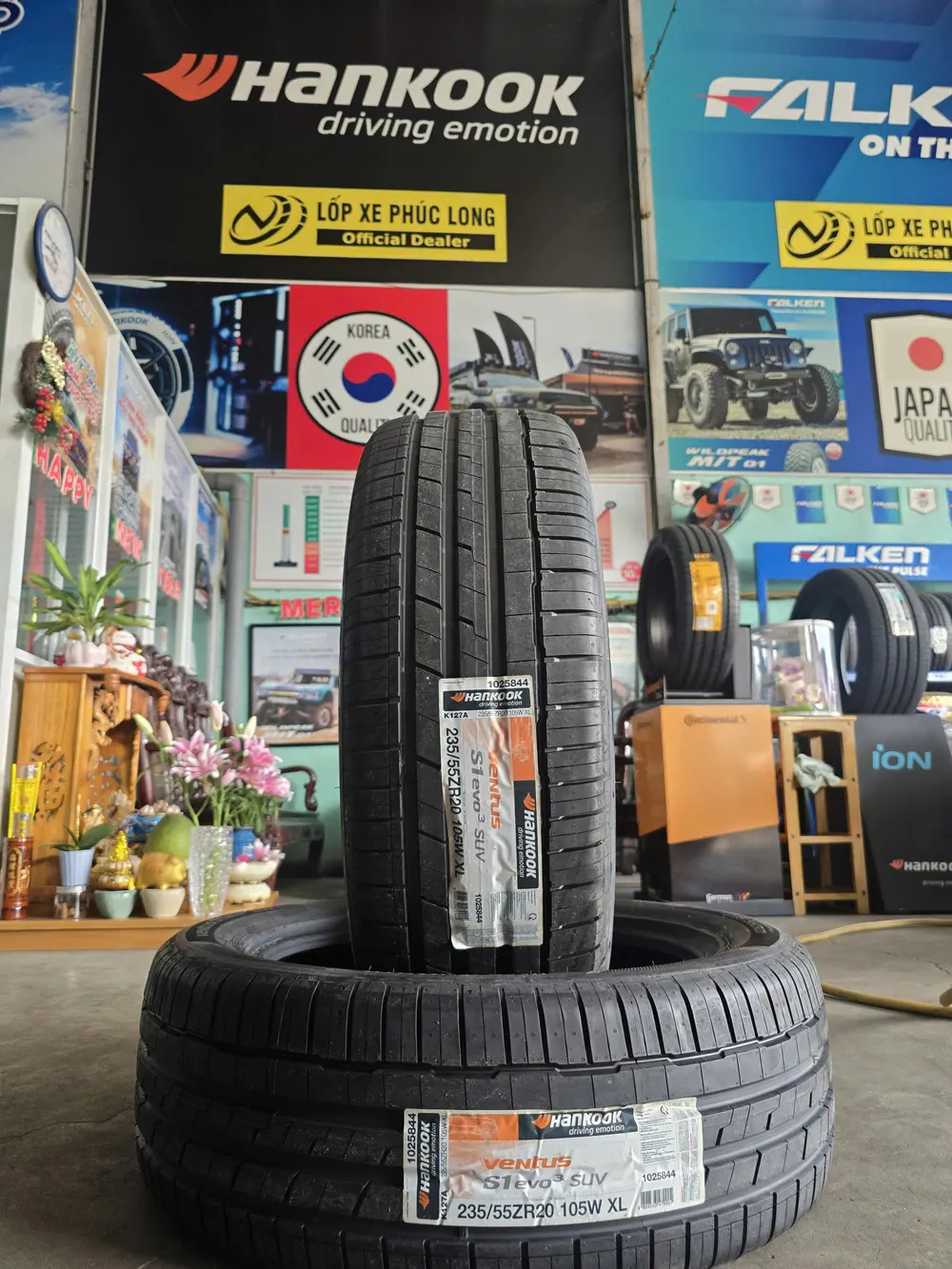 Lốp Hankook Ventus S1 evo3 SUV K127A 235/55ZR20