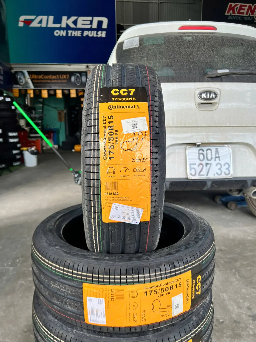 Lốp Continental CC7 175/50R15
