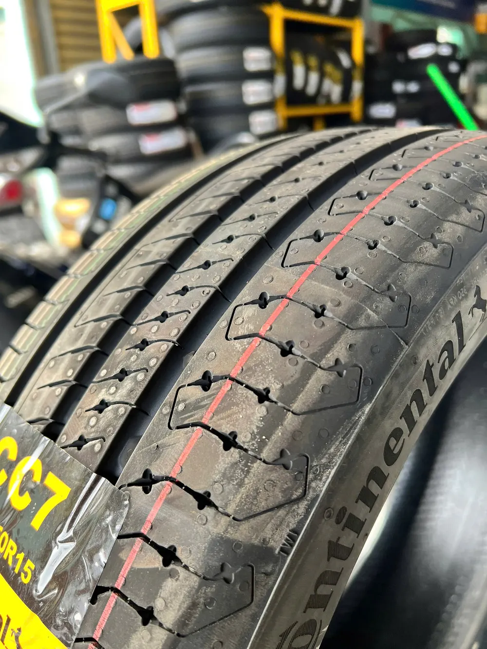 Lốp Continental CC7 175/50R15