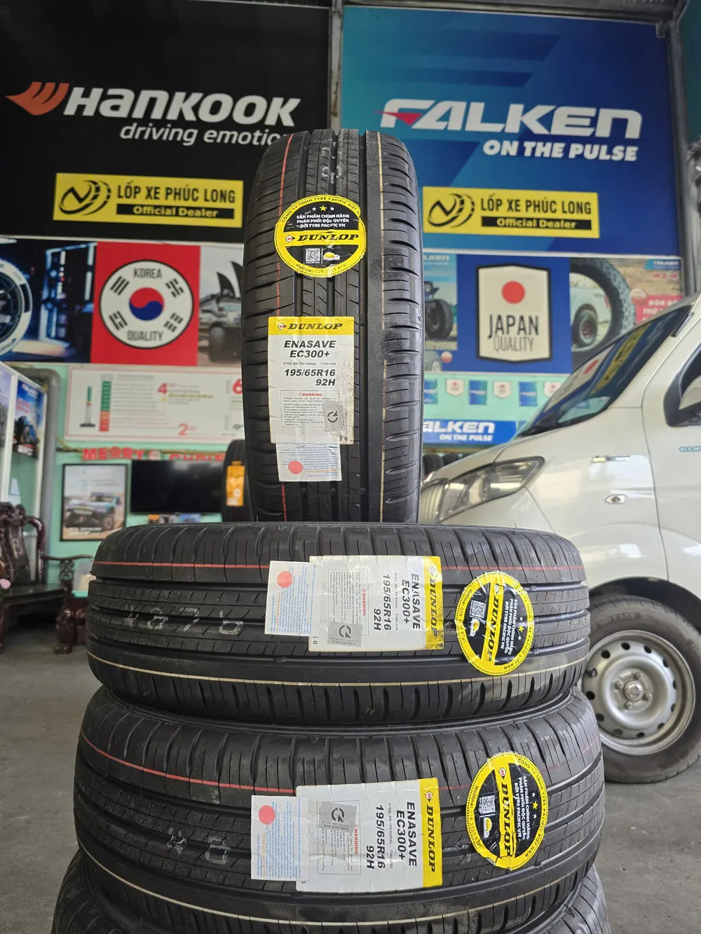 Lốp Dunlop Enasave EC300+ 195/65R16