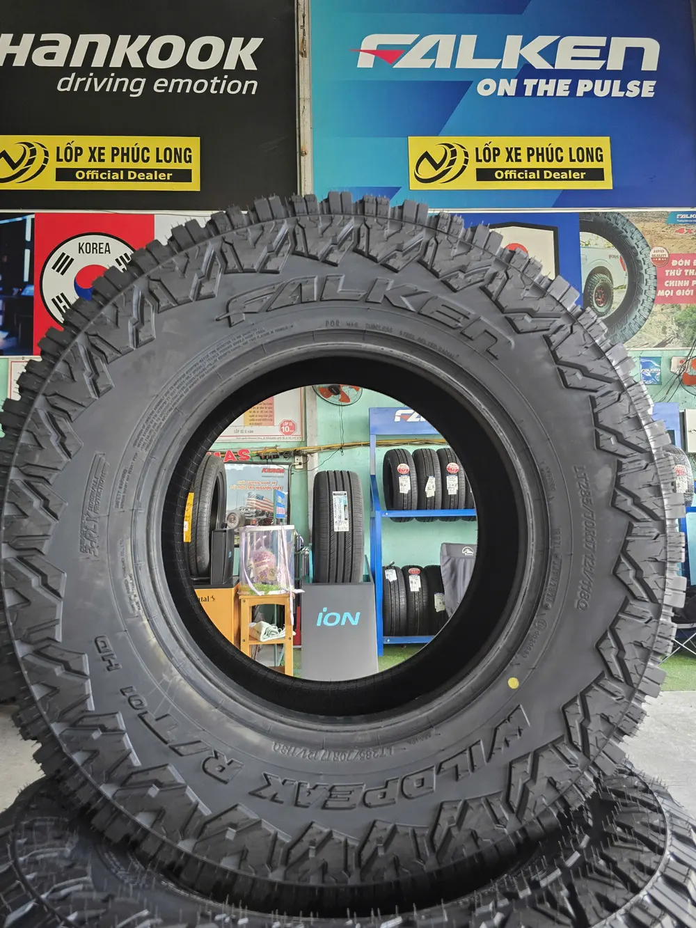 Thông số kỹ thuật 121/118Q và mã gai trên thành Lốp Falken Wildpeak RT01 285/70R17