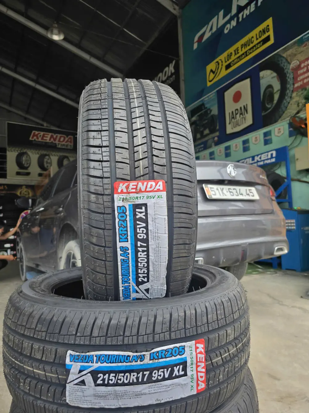 Lốp Kenda Touring A/S KR205 215/50R17 95V XL
