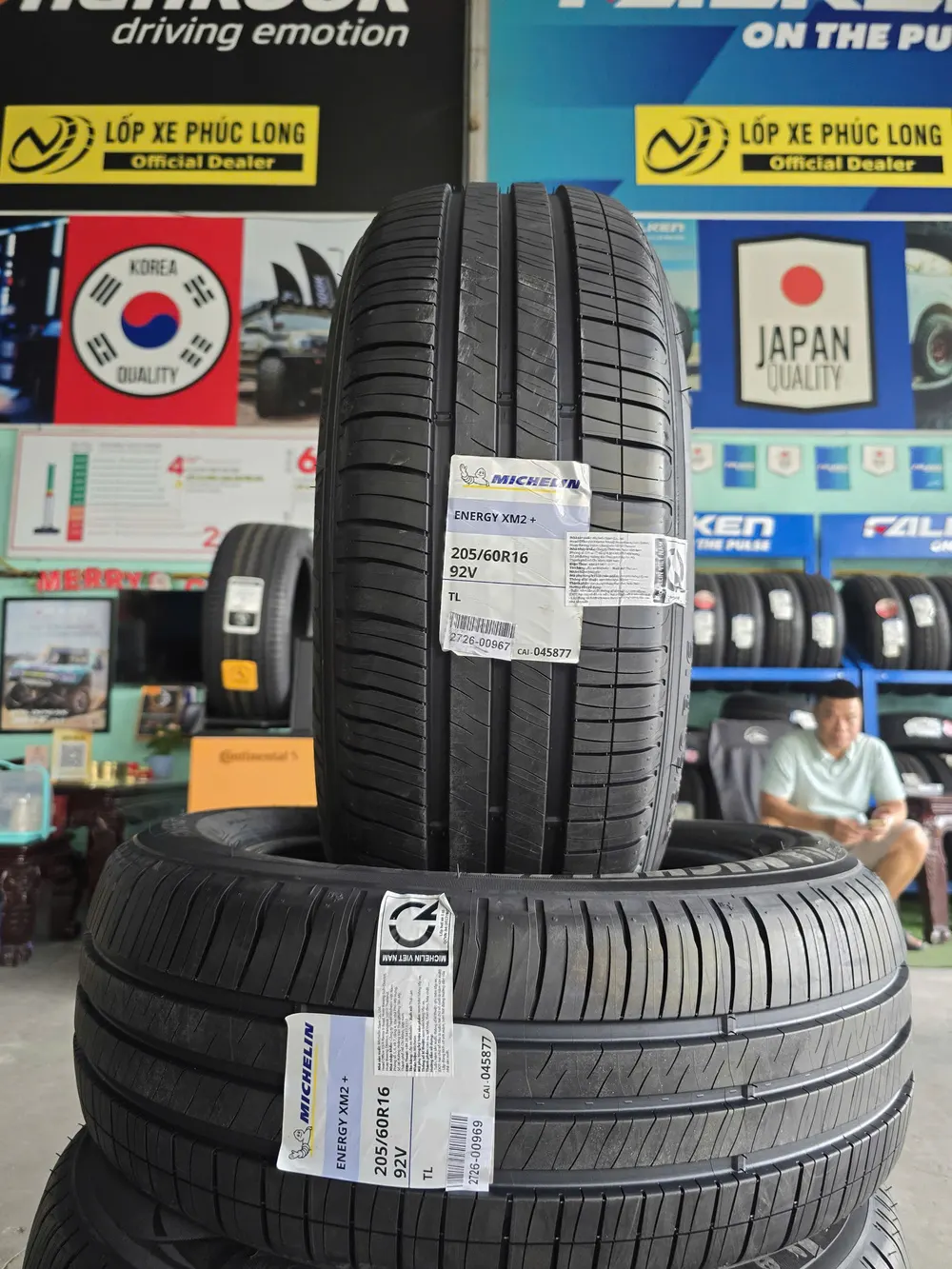 Lốp Michelin Energy XM2 205/60R16 92V TL