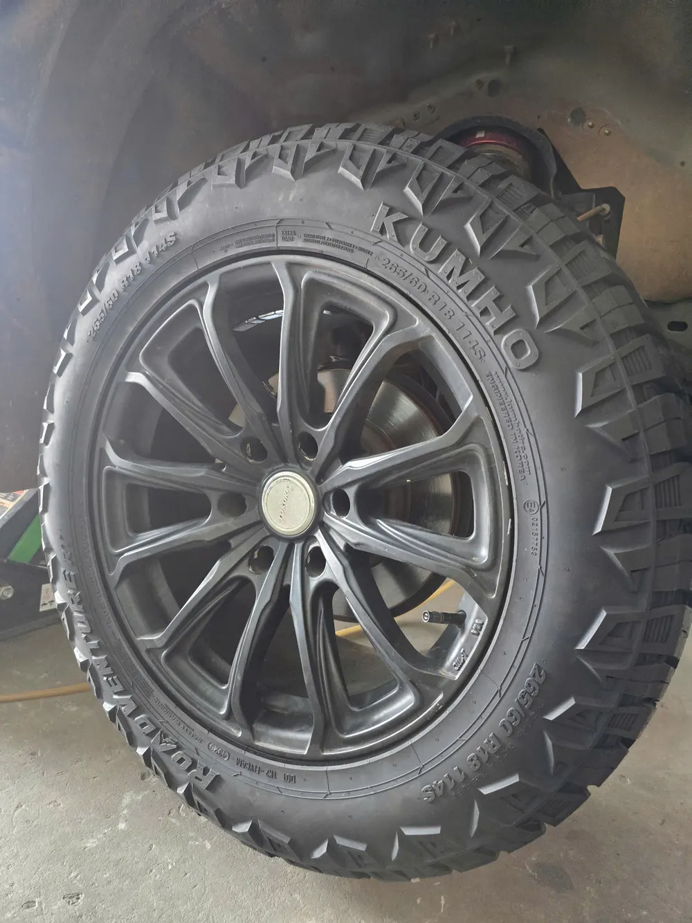 Lốp Kumho Road Venture RT51 265/60R18 114S XL - Ảnh 7