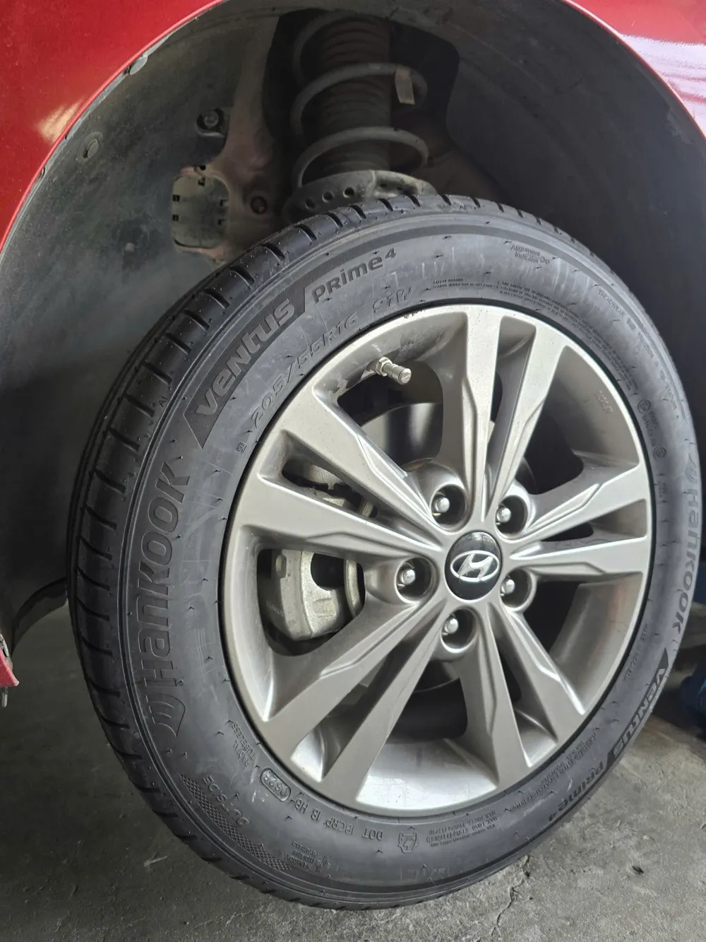 Hyundai Elantra Lốp Hankook Ventus Prime4 205/55R16