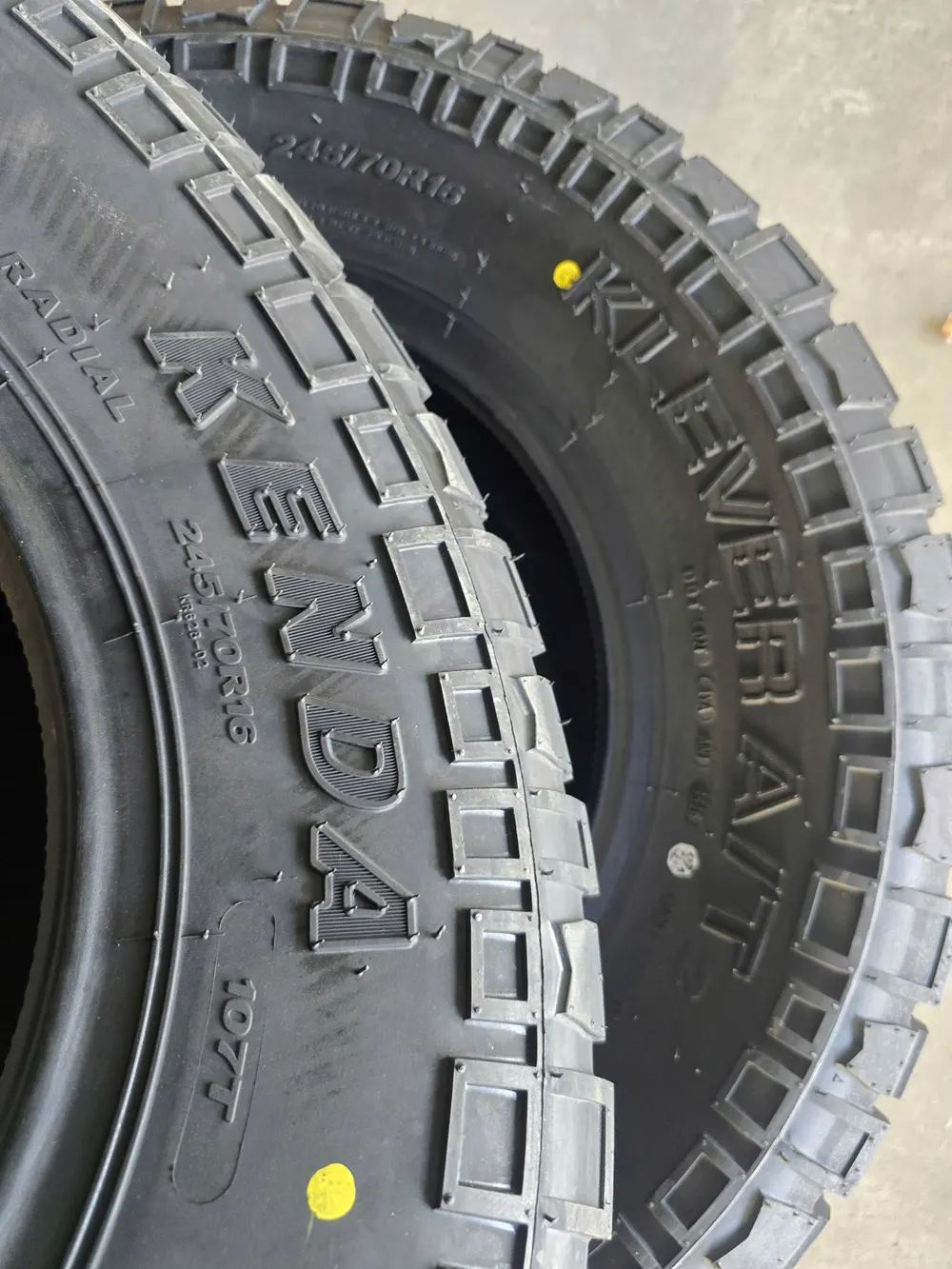 Lốp Kenda Klever KR628 A/T 245/70R16