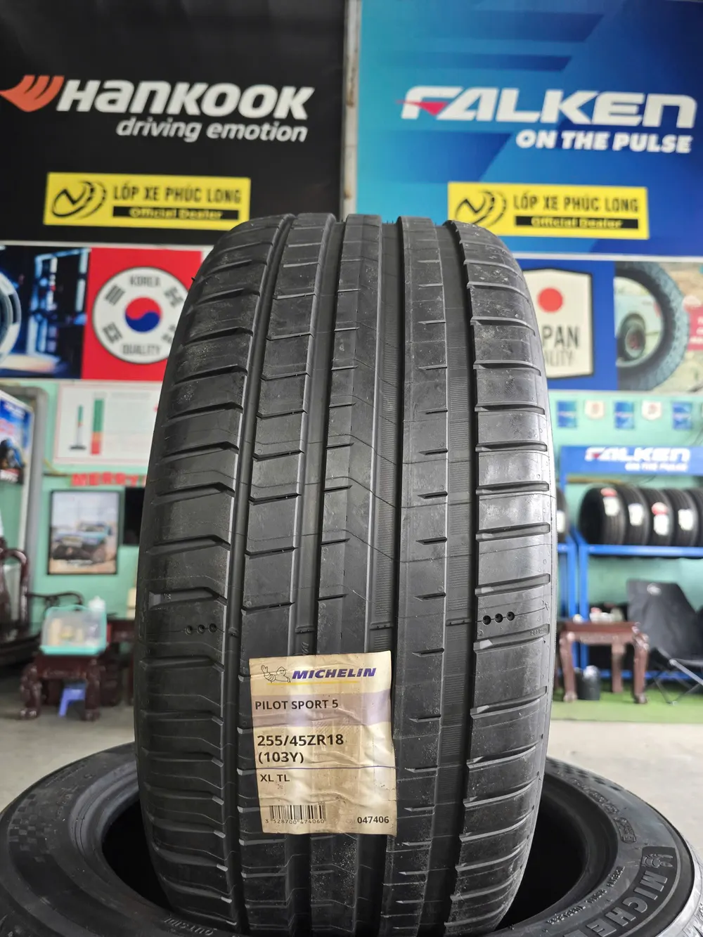 Lốp Michelin Pilot Sport 5 255/45ZR18